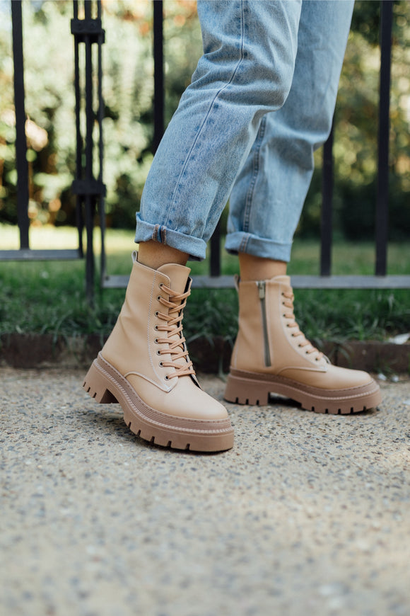 mumka-Calzado-mujer-Botas Nude